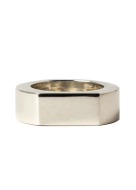 Parts of Four, Mondsichelring