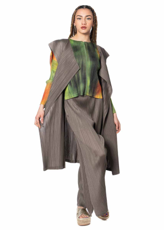 PLEATS PLEASE ISSEY MIYAKE, ärmellose Weste MARCH in Khaki
