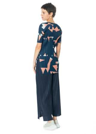 PLEATS PLEASE ISSEY MIYAKE, klassische Hose JUNE mit Seitenschlitzen am Saum